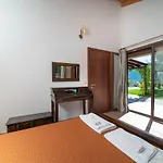 Melissi Villa *